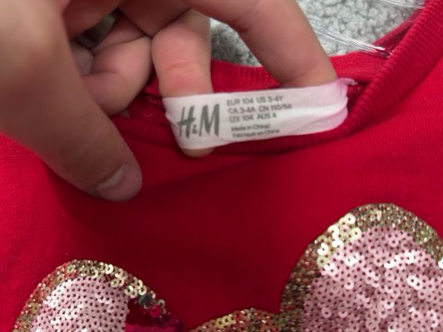 H&M Red Red Sweat Shirt, 3