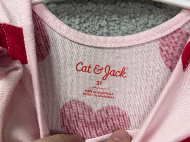 Cat and Jack pink and Red 2pcs Pink with Red Hearts, 3